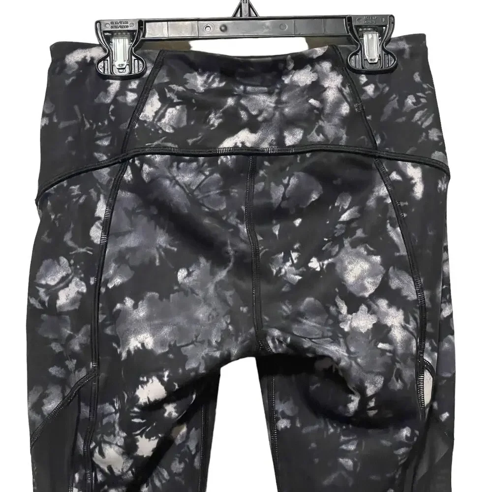 Lululemon athletica Black/White Abstract Floral Mesh Cropped Leggings